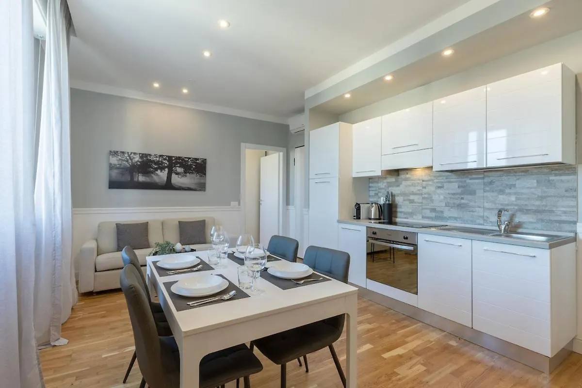 Careggi-Rifredi Chic Apartment Tramvia-Parking Florence