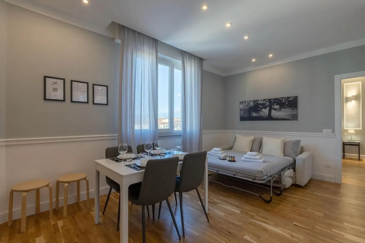Careggi-Rifredi Chic Apartment Tramvia-Parking Florence 0*,
