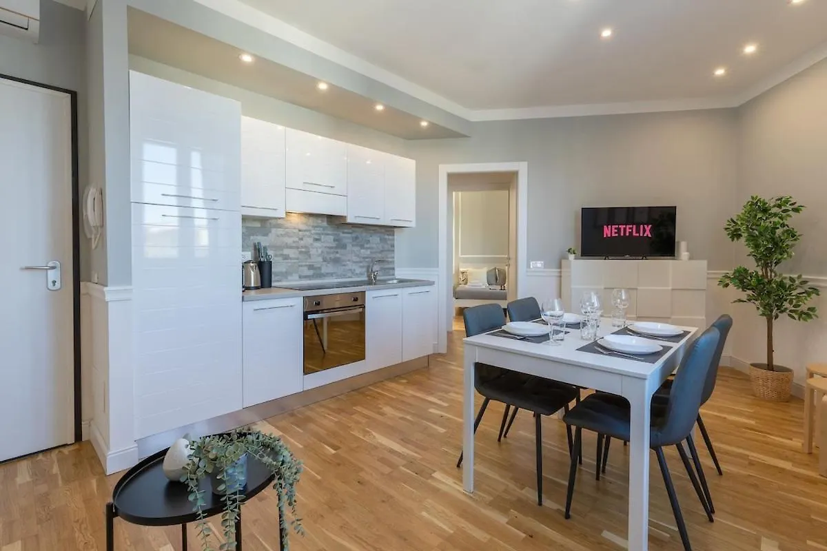 Careggi-Rifredi Chic Apartment Tramvia-Parking Florence