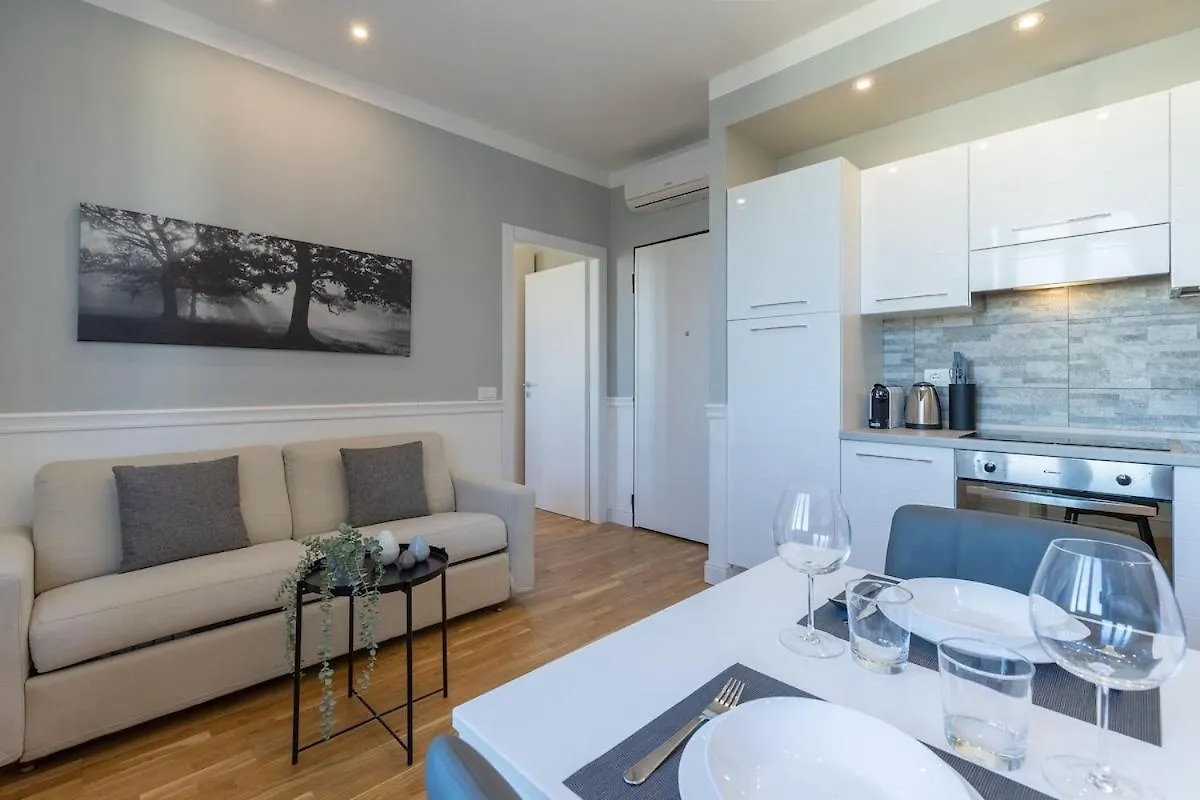 Careggi-Rifredi Chic Apartment Tramvia-Parking Florence