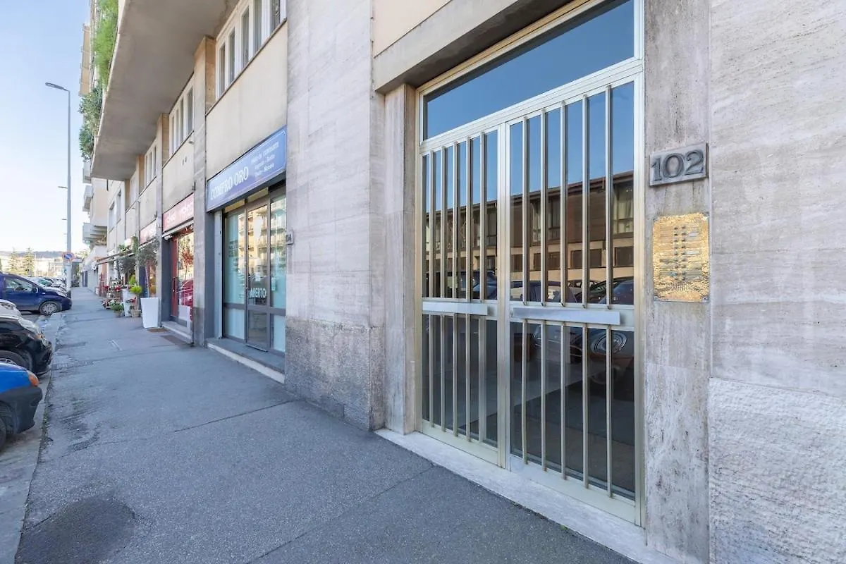 Careggi-Rifredi Chic Apartment Tramvia-Parking Florence
