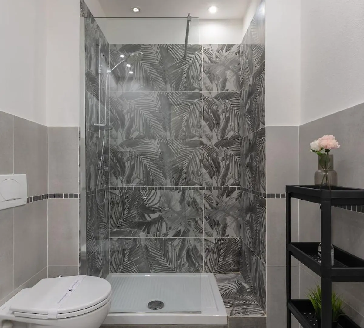 Careggi-Rifredi Chic Apartment Tramvia-Parking Florence Italy